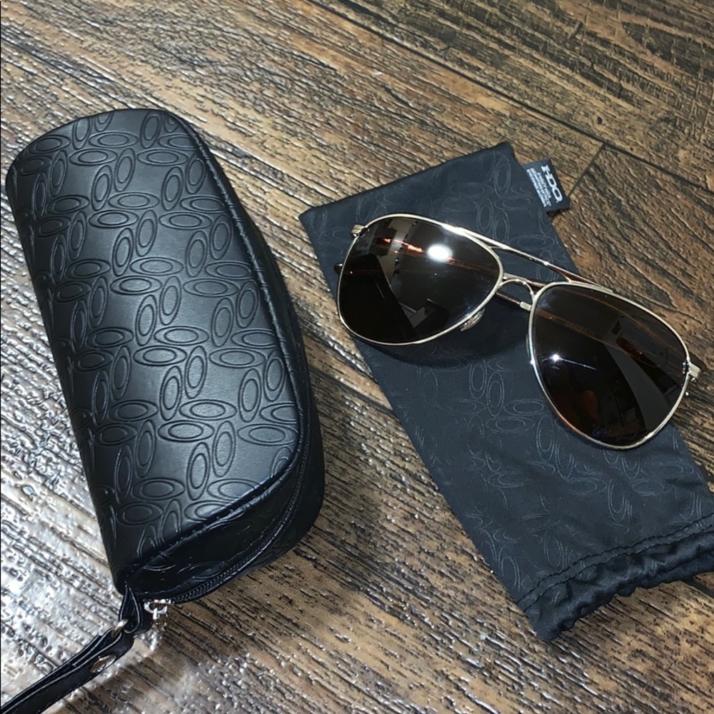 Polarized Oakley women’s sunglasses!